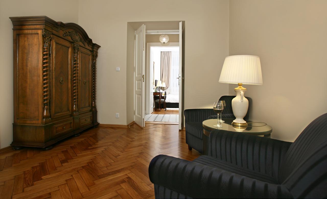 Mjz Apartments Old Town Краков Экстерьер фото