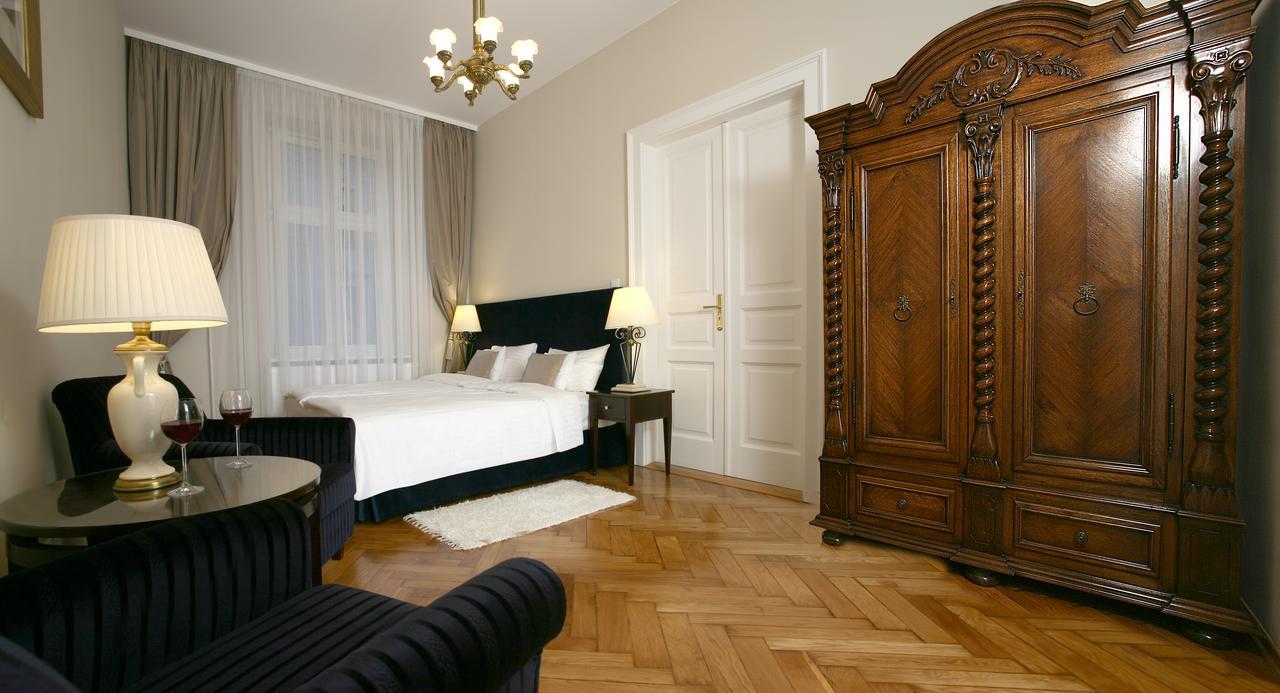 Mjz Apartments Old Town Краков Экстерьер фото